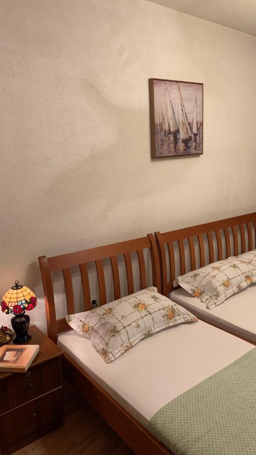 Guest House Nuhii 울친 외부 사진