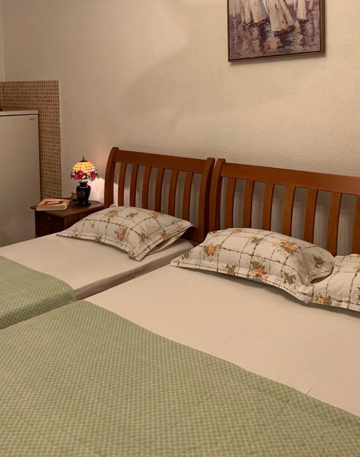 Guest House Nuhii 울친 외부 사진
