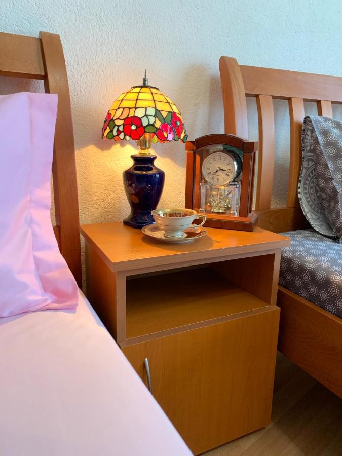 Guest House Nuhii 울친 외부 사진