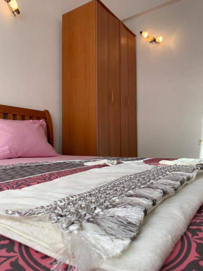 Guest House Nuhii 울친 외부 사진
