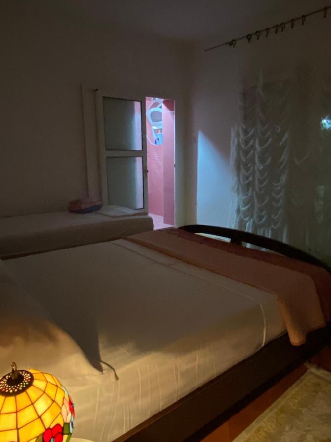 Guest House Nuhii 울친 외부 사진