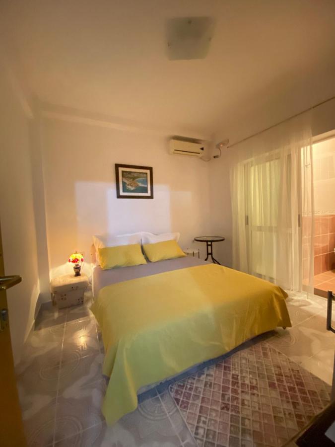 Guest House Nuhii 울친 외부 사진